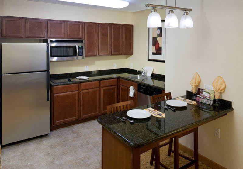 Residence Inn Tucson Airport Номер фото